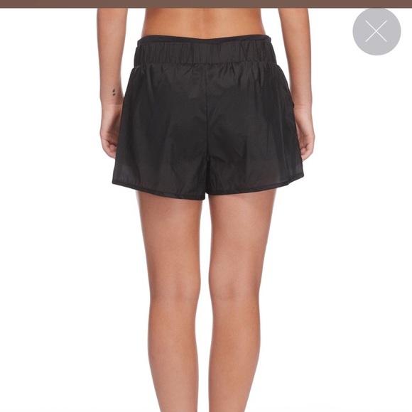 Body Glove Active Bianca Loose Fit Shorts - Picture 3 of 8